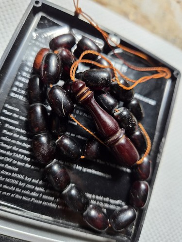 Vintage amber bakelite - 29+1,