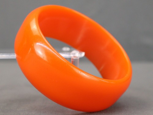 Vintage bakelite bangle - vintage,
